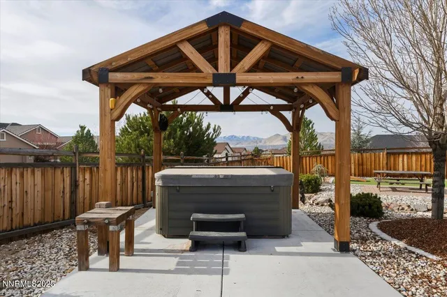 $1,250,000 | 9915 Buckle Court, Sparks, NV 89441