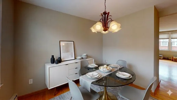 $1,900 | 2410 West Farragut Avenue, Unit 3B, Chicago, IL 60625