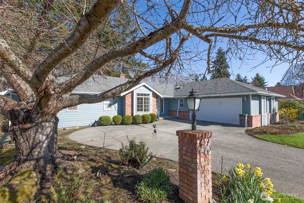 $662,000 | 170 Hurricane Ridge Drive, Sequim, WA 98382