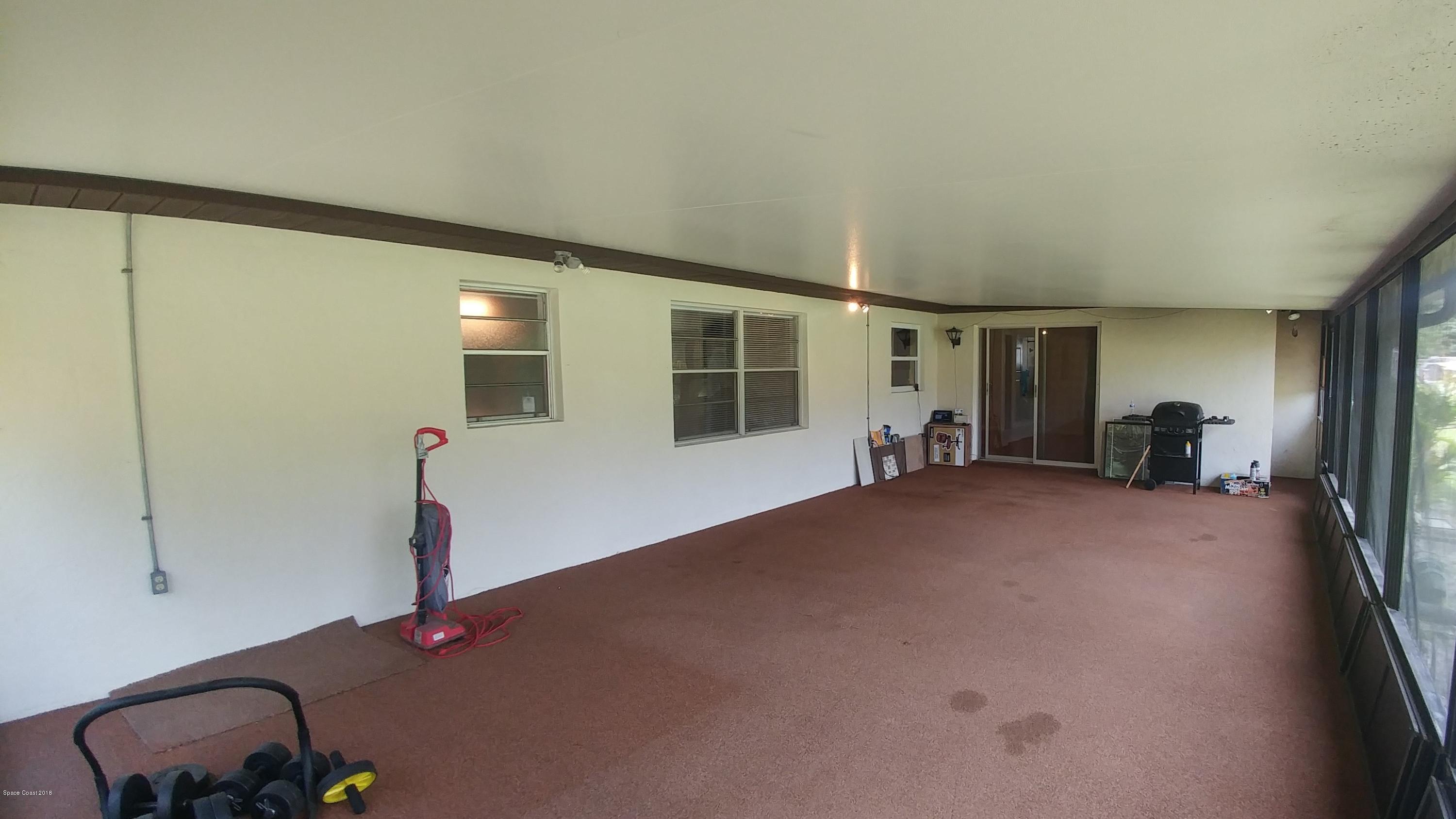 826 Cochran Road Southeast Palm Bay, FL 32909 - Photo 12 of 31 0501181154