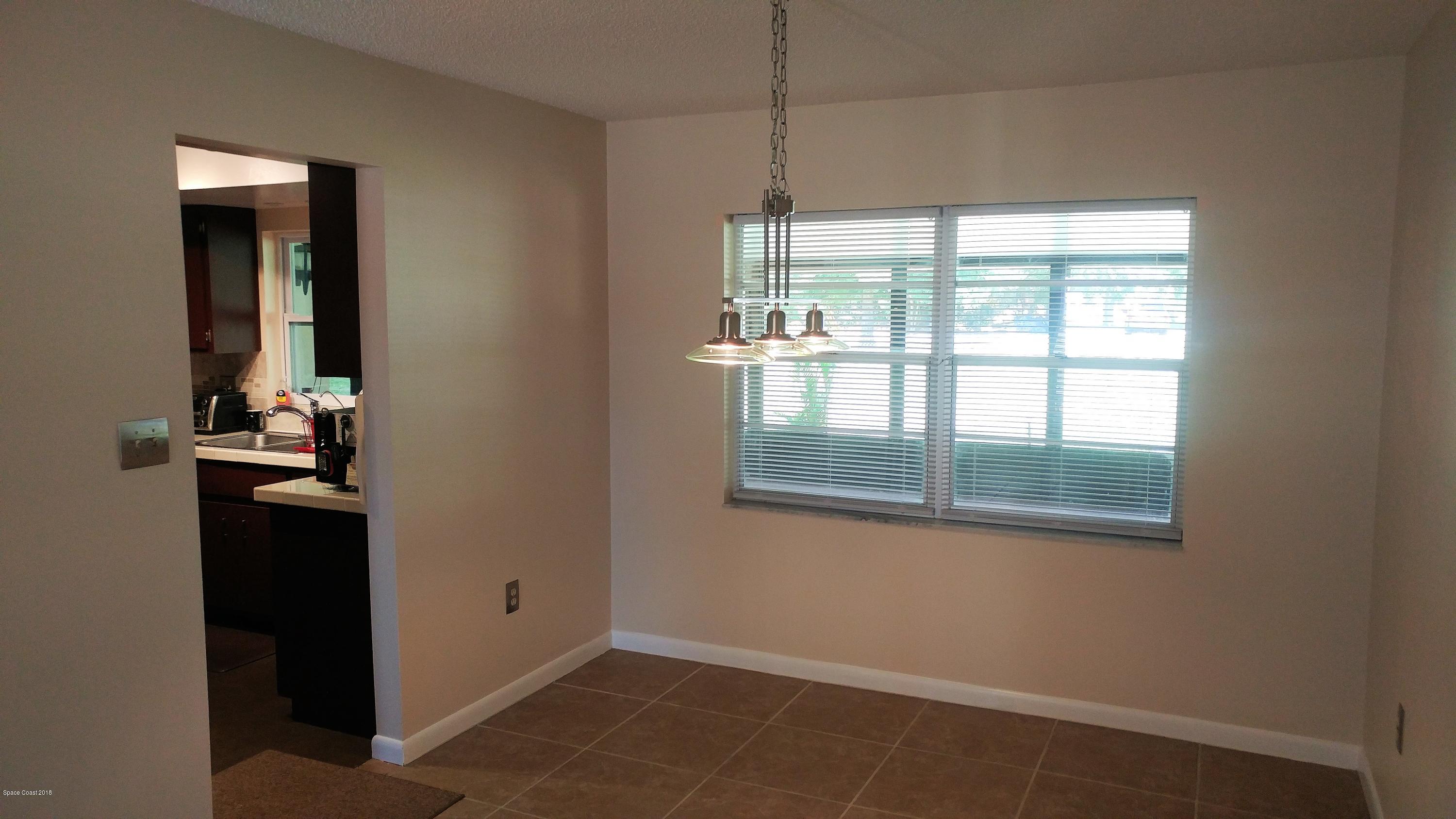 826 Cochran Road Southeast Palm Bay, FL 32909 - Photo 16 of 31 0501181229