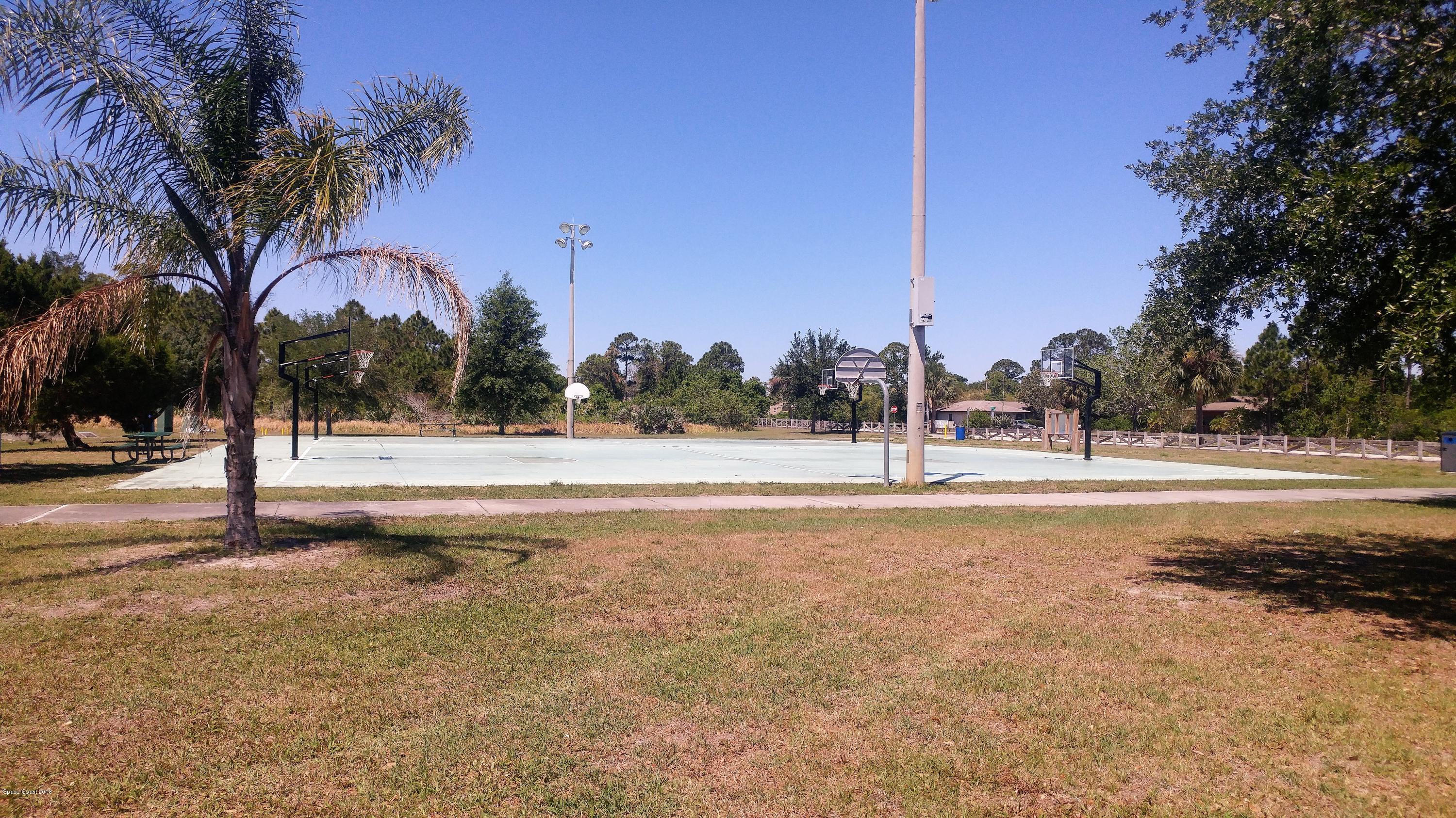 826 Cochran Road Southeast Palm Bay, FL 32909 - Photo 29 of 31 0416181212