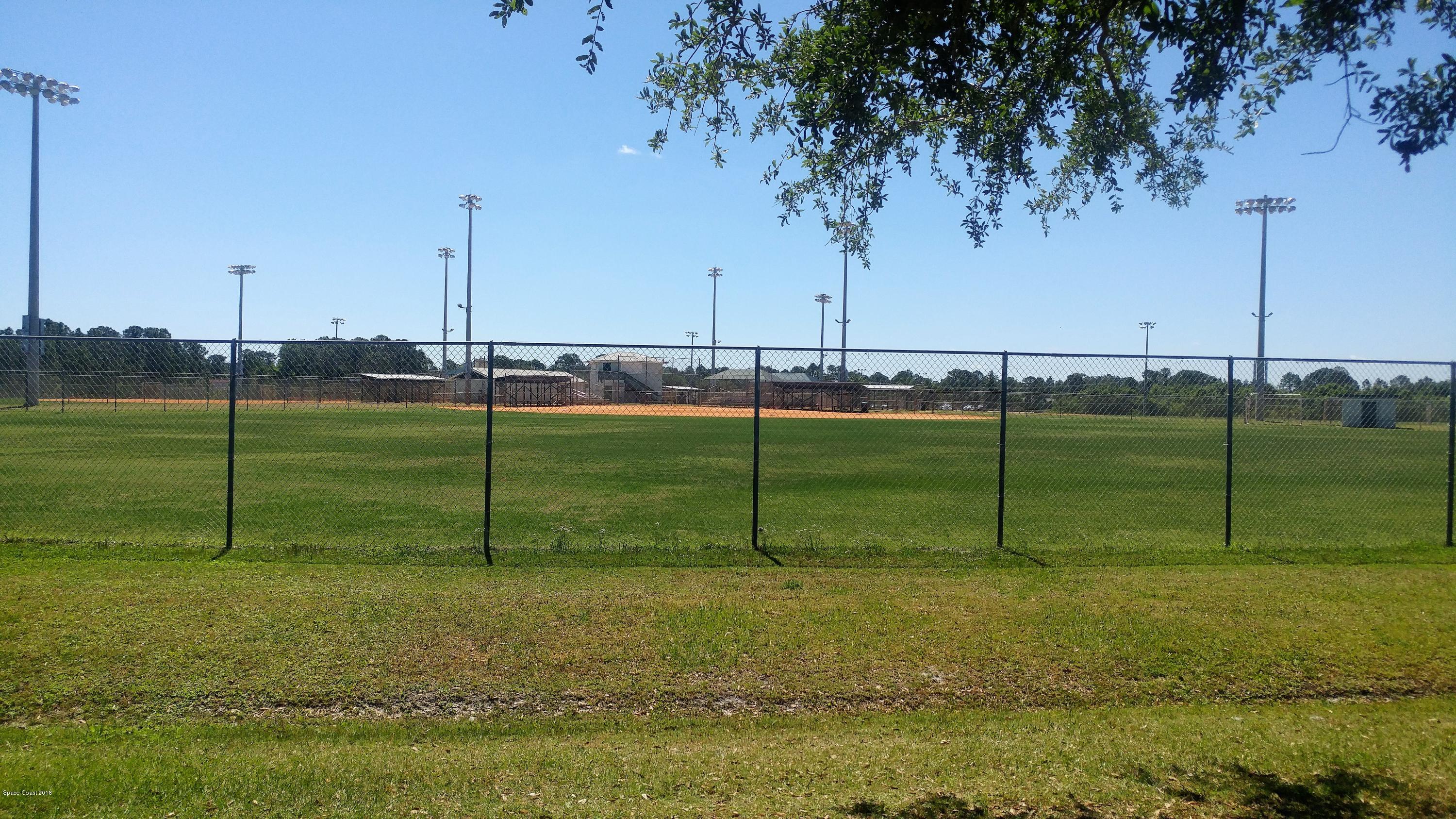 826 Cochran Road Southeast Palm Bay, FL 32909 - Photo 30 of 31 0416181211