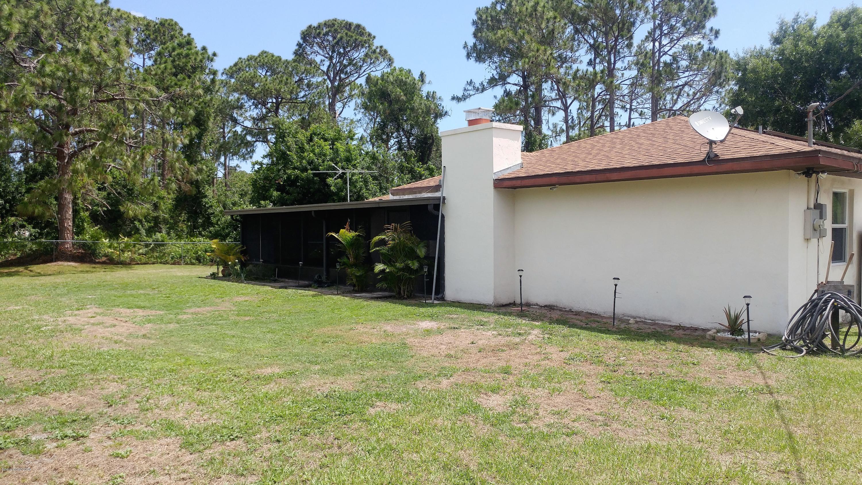 826 Cochran Road Southeast Palm Bay, FL 32909 - Photo 8 of 31 0501181155