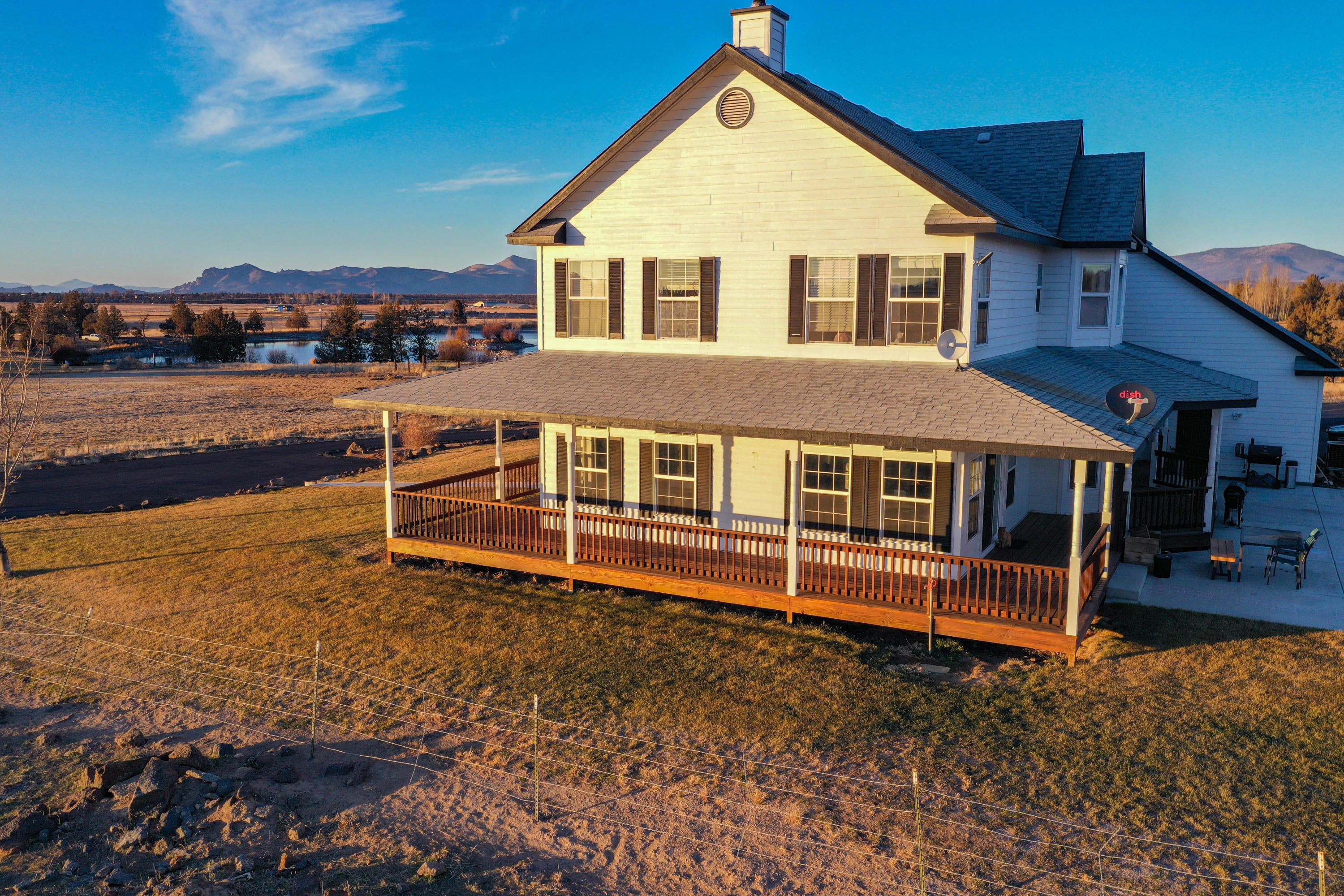 3694 Southwest Williams Road Powell Butte, OR 97753 - Photo 1 of 71 1