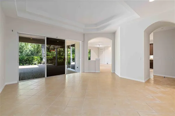 $649,999 | 7815 Ashley Circle, University Park, FL 34201