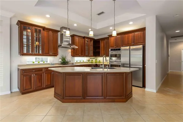 $649,999 | 7815 Ashley Circle, University Park, FL 34201