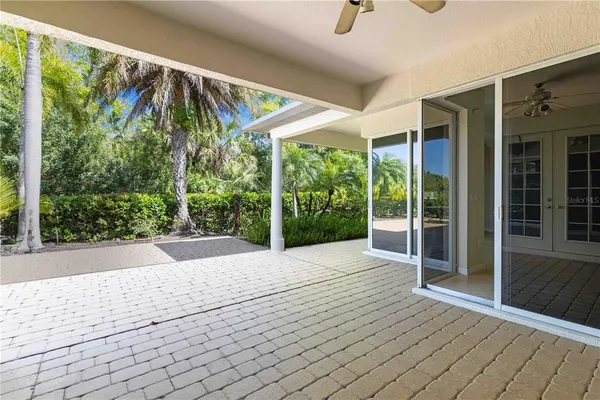 $649,999 | 7815 Ashley Circle, University Park, FL 34201