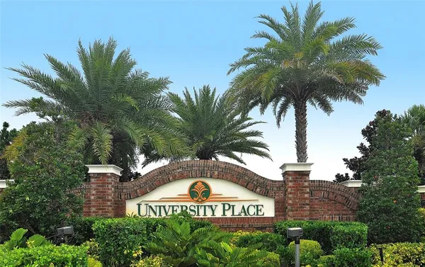 $649,999 | 7815 Ashley Circle, University Park, FL 34201