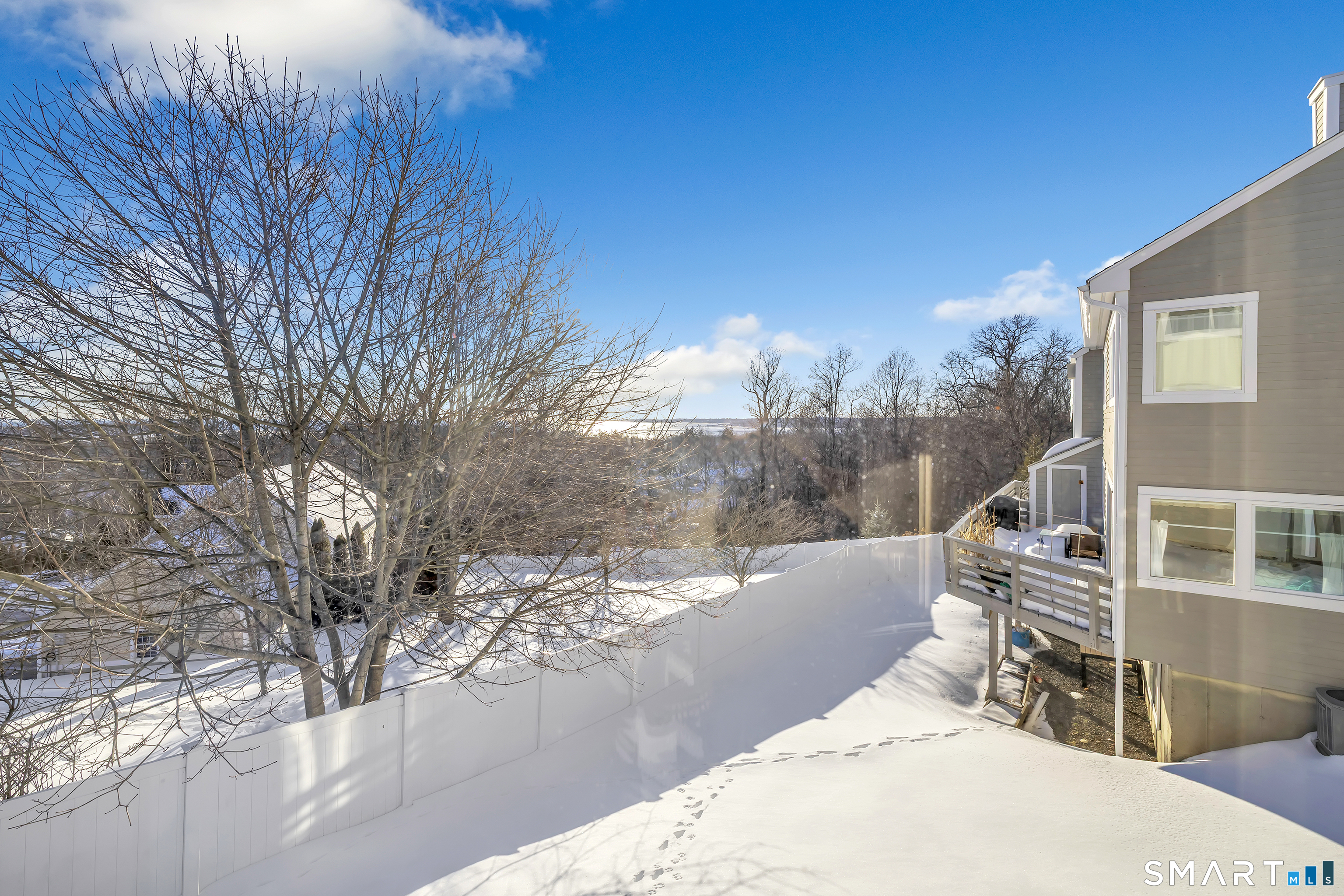 675 Townsend Avenue, Unit 104 New Haven, CT 06512 - Photo 21 of 40 a view of balcony and patio