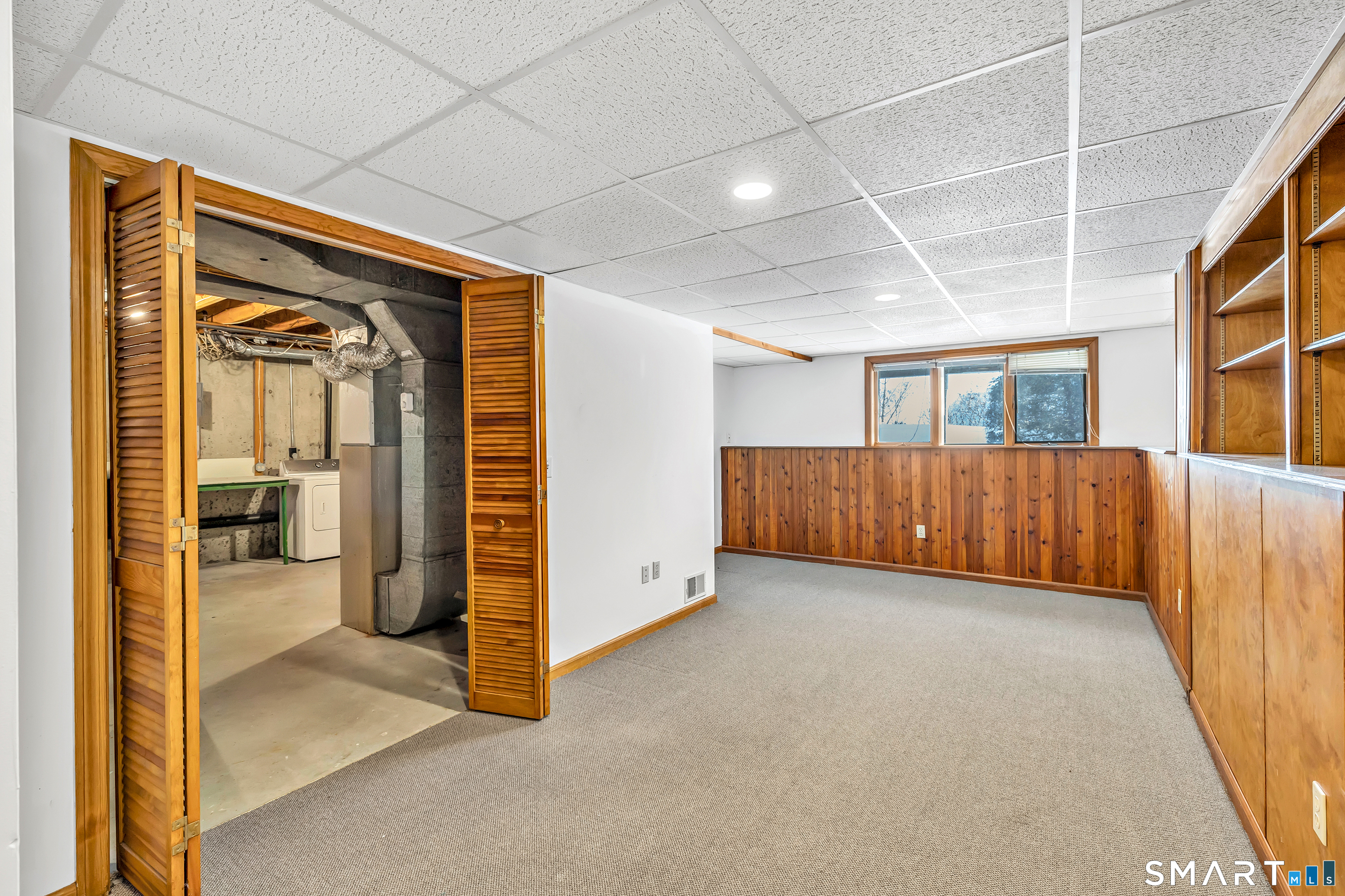 675 Townsend Avenue, Unit 104 New Haven, CT 06512 - Photo 9 of 40 a view of an empty room