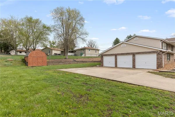 $279,900 | 2633 Jamison Drive, Alton, IL 62002