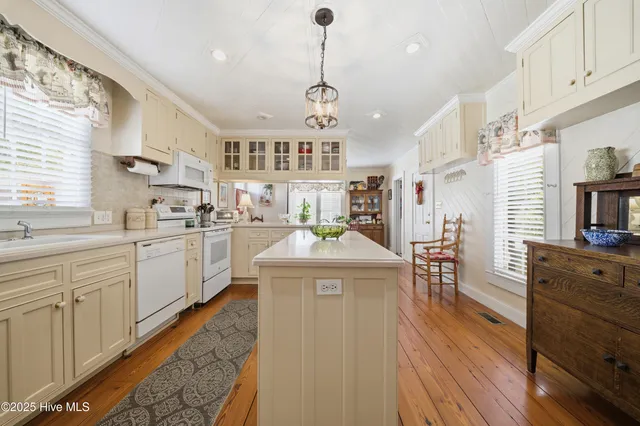 $475,000 | 103 South Moseley Street, Edenton, NC 27932