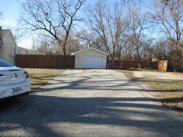 $159,000 | 3902 Claire Boulevard, Midlothian, IL 60445