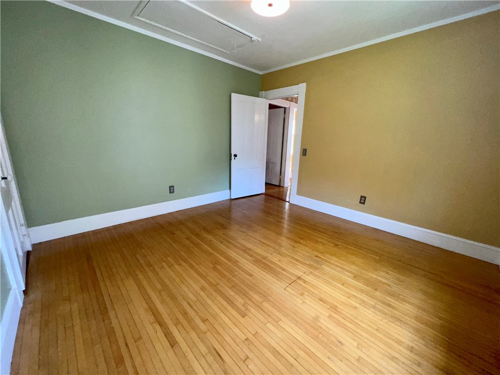 22 Channing Street Newport, RI 02840 - Photo 27 of 40 Den/bedroom