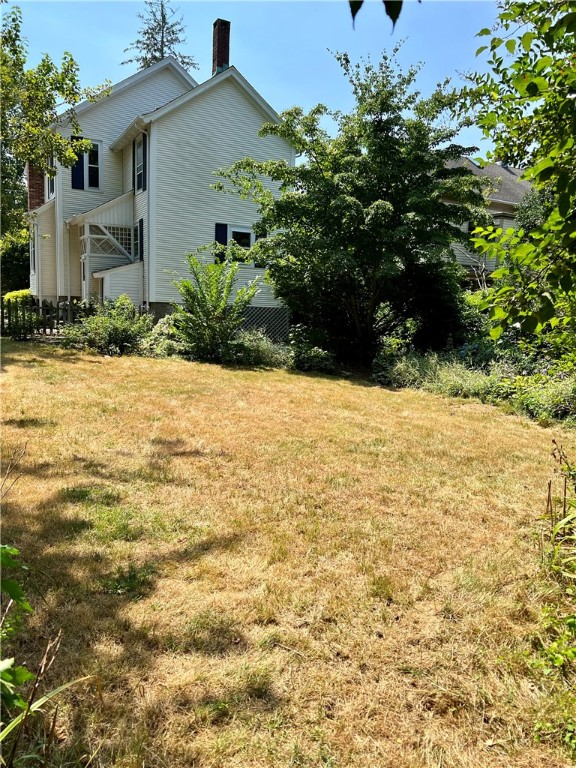 22 Channing Street Newport, RI 02840 - Photo 3 of 40 Back of main house