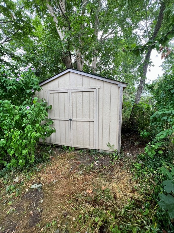 22 Channing Street Newport, RI 02840 - Photo 38 of 40 Shed
