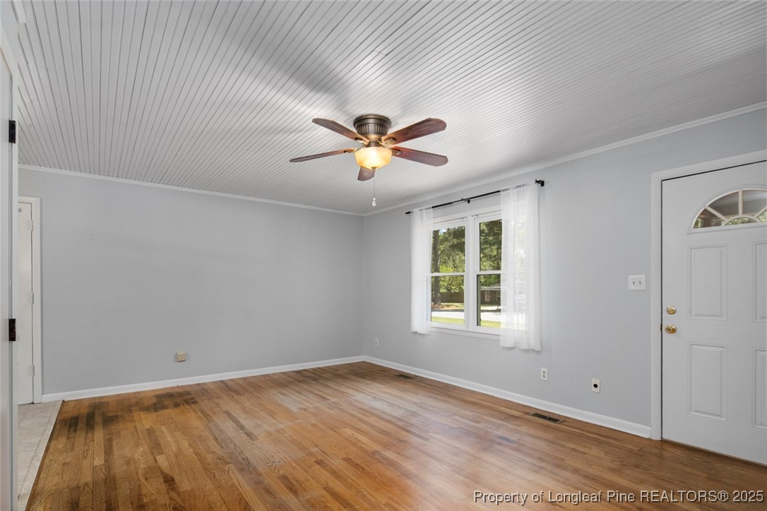422 Porter Road Hope Mills, NC 28348 - Photo 6 of 25 Gallery Image 6