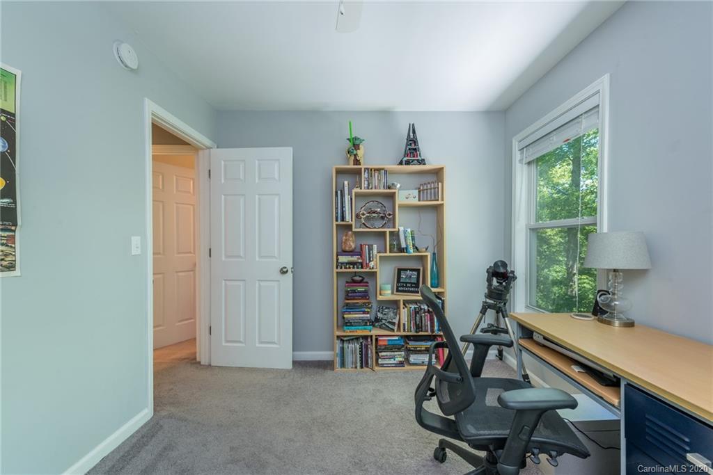 88 Johnny Marlow Road Fairview, NC 28730 - Photo 22 of 37 Gallery Image 22