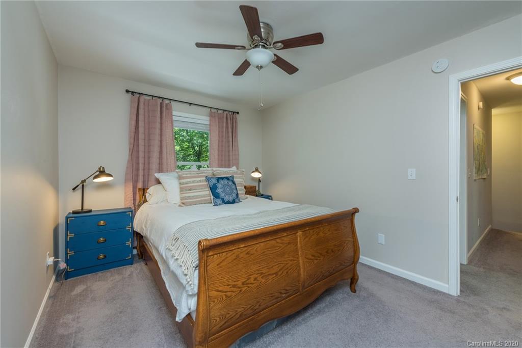 88 Johnny Marlow Road Fairview, NC 28730 - Photo 24 of 37 Gallery Image 24