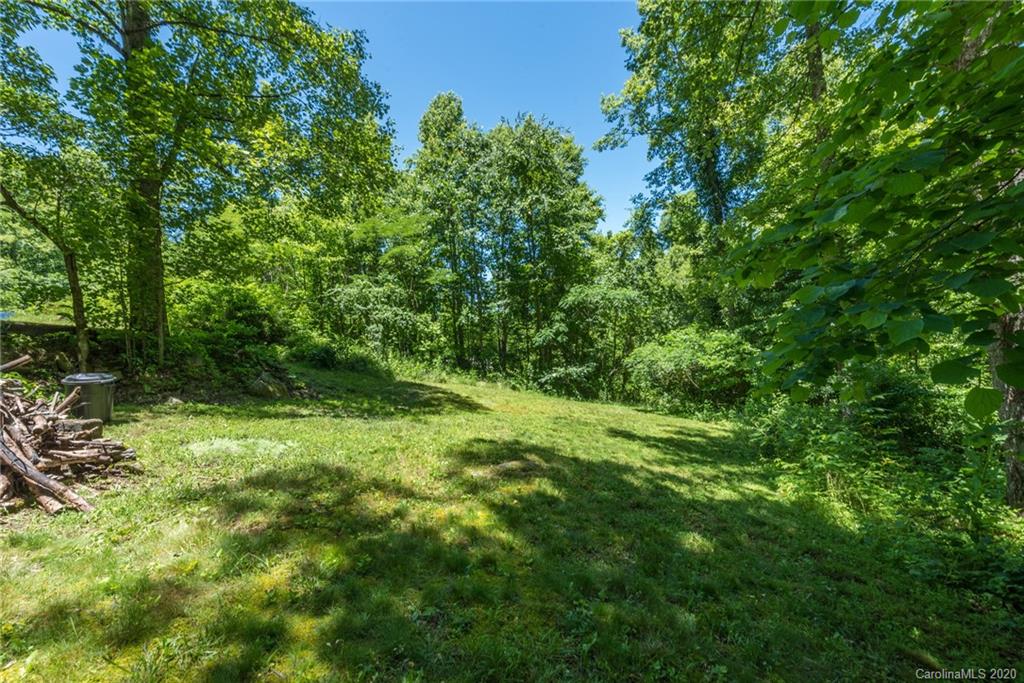 88 Johnny Marlow Road Fairview, NC 28730 - Photo 27 of 37 Gallery Image 27