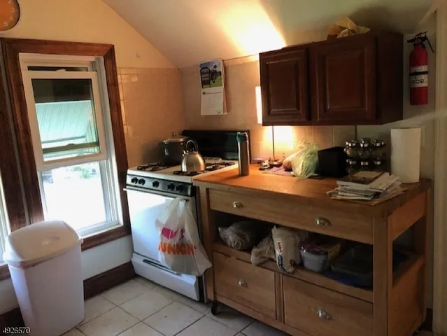 $1,775 | 232-238 Claremont Avenue, Unit 3, Verona, NJ 07044