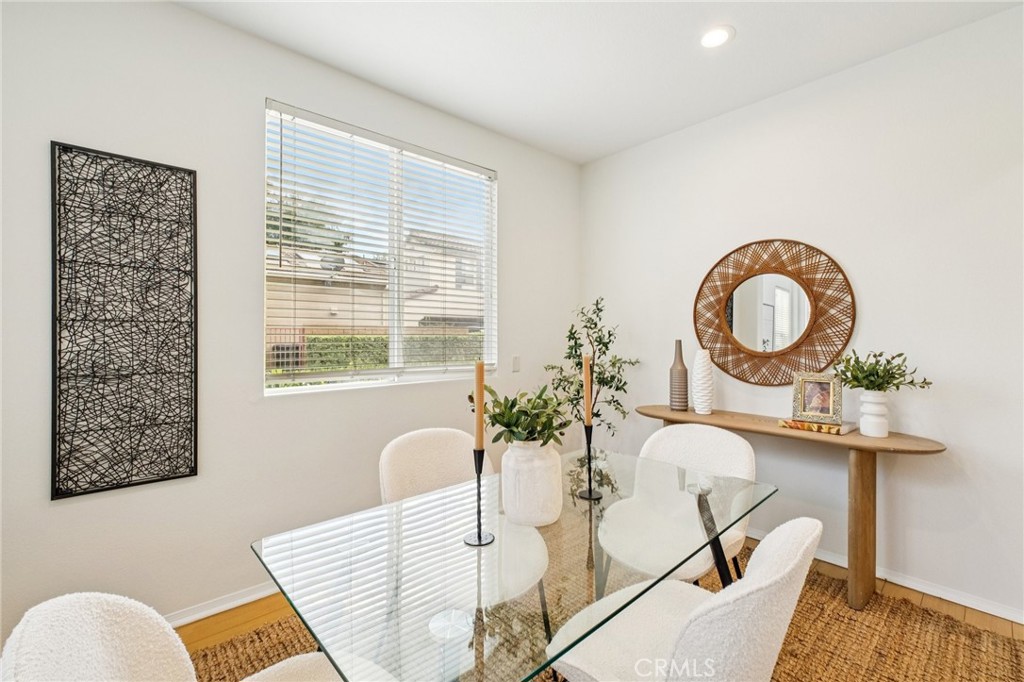 24150 View Pointe Lane Valencia, CA 91355 - Photo 12 of 60