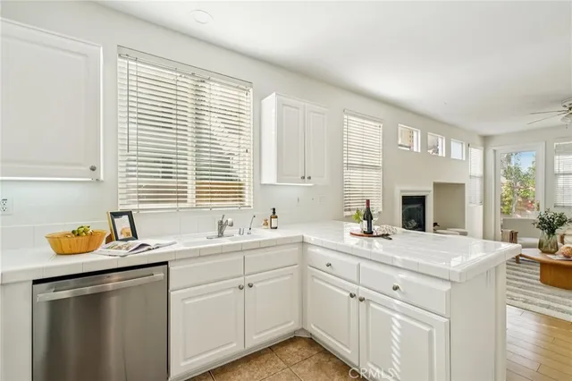 $849,900 | 24150 View Pointe Lane, Valencia, CA 91355