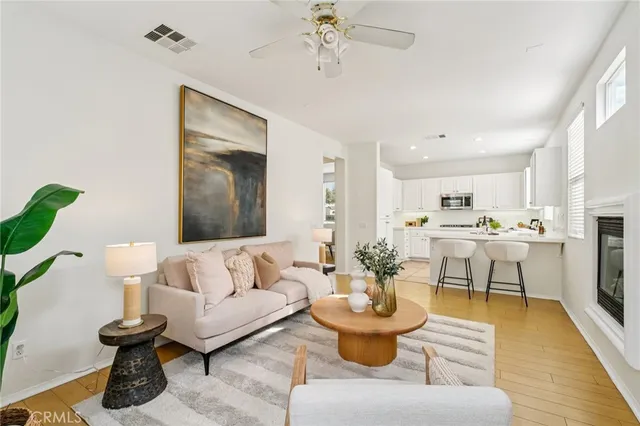 $849,900 | 24150 View Pointe Lane, Valencia, CA 91355