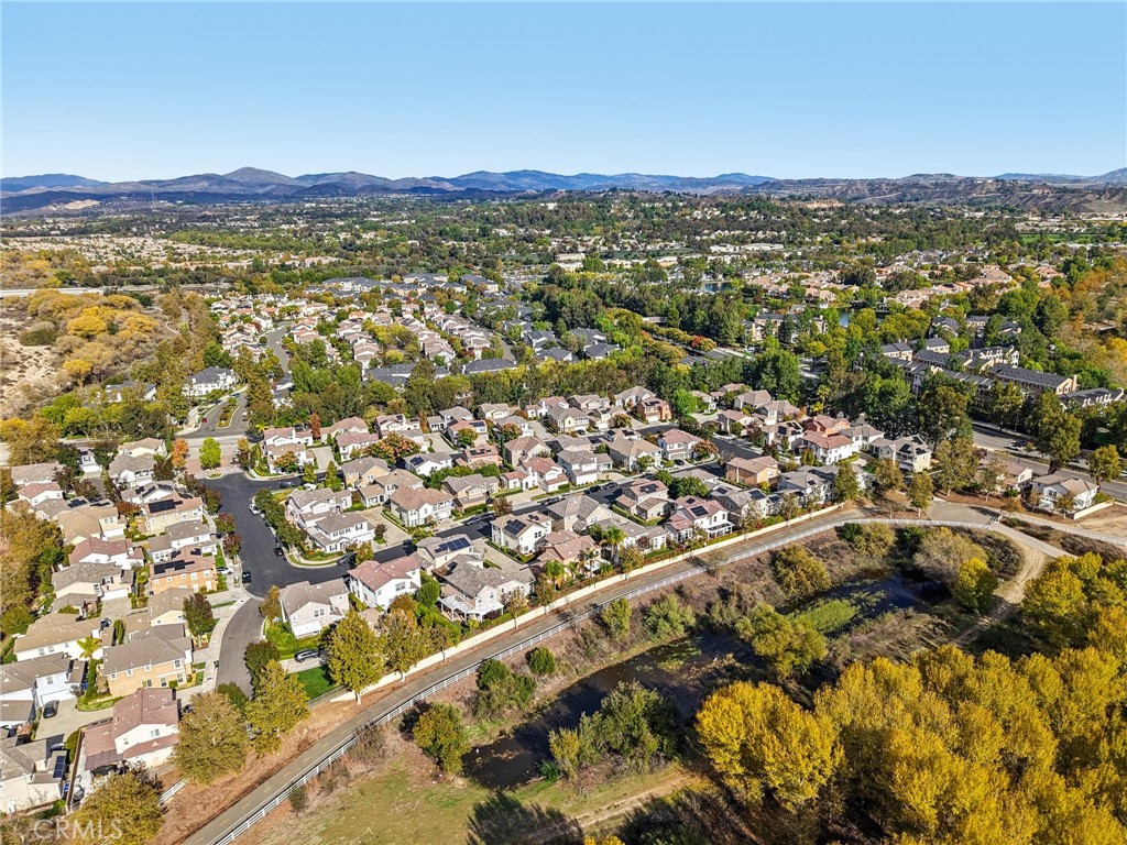 24150 View Pointe Lane Valencia, CA 91355 - Photo 46 of 60