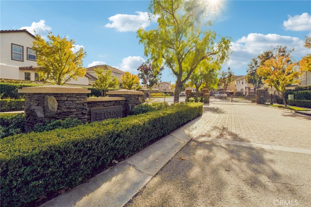 24150 View Pointe Lane Valencia, CA 91355 - Photo 49 of 60