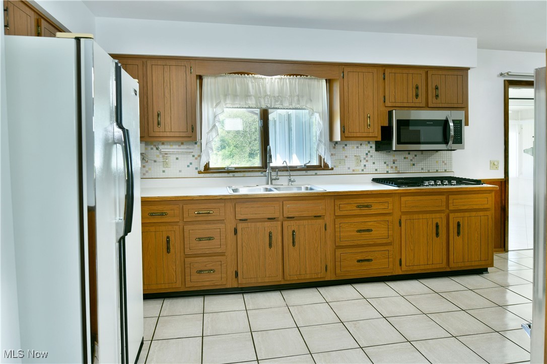 5207 Pierce Road Northwest Warren, OH 44481 - Photo 9 of 50 Gallery Image 9