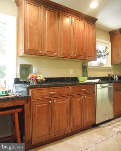 6710 Queens Ferry Road Baltimore, MD 21239 - Photo 1 of 25 Kitchen