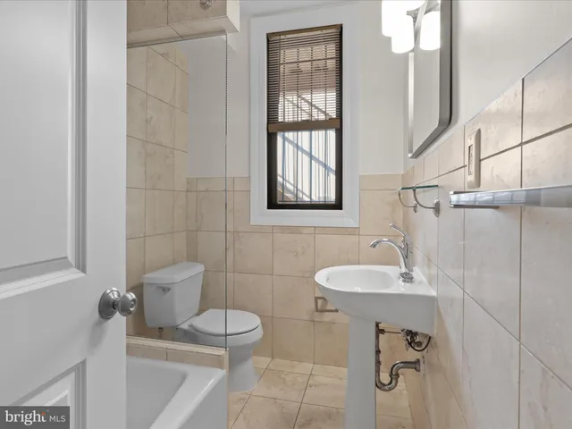 $469,900 | 1858 California Street Northwest, Unit 33, Washington, DC 20009