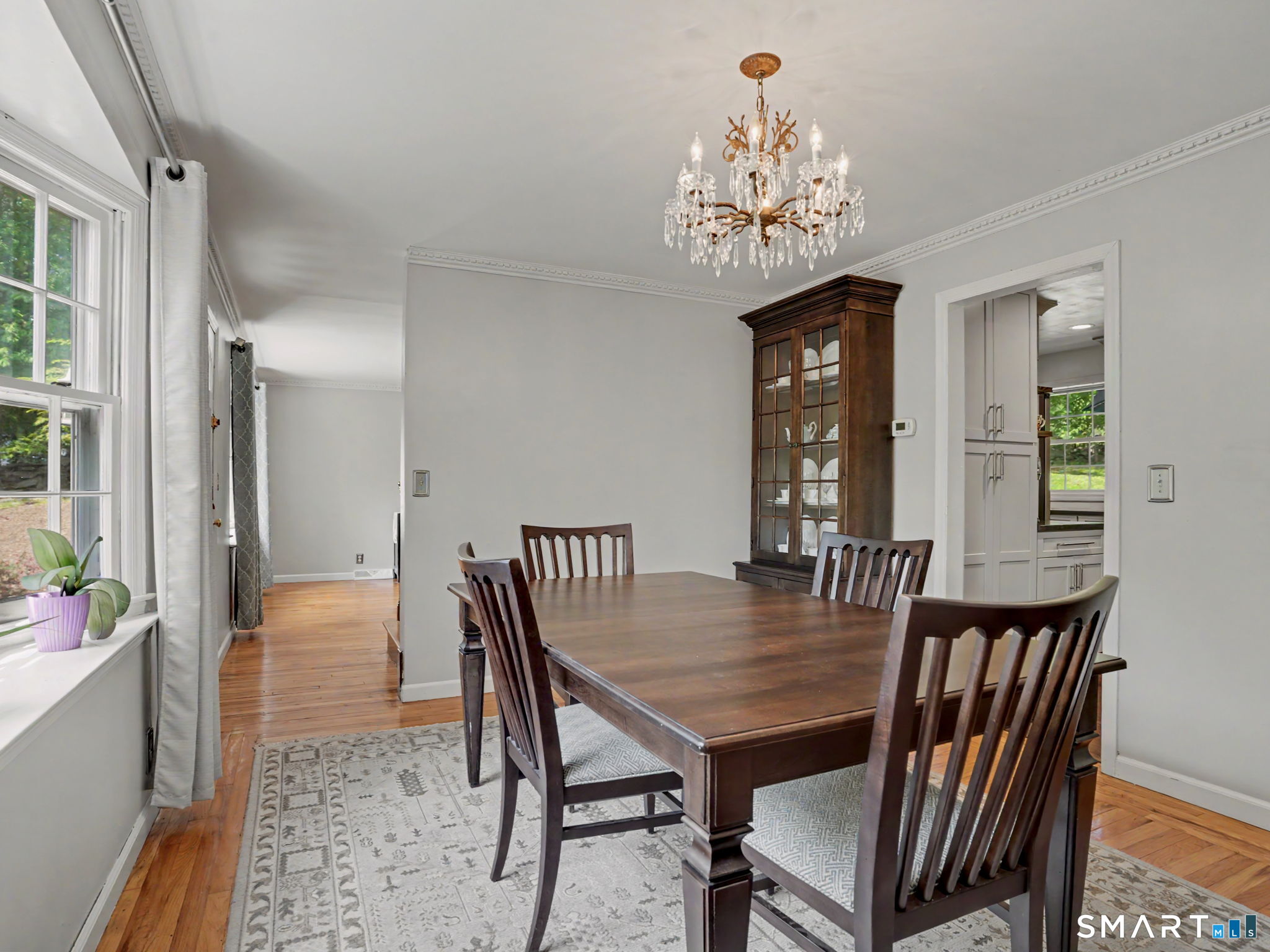 524 Nonopoge Road Fairfield, CT 06825 - Photo 9 of 34