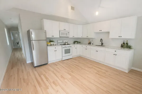 $2,250 | 98 Raritan Avenue, Keansburg, NJ 07734