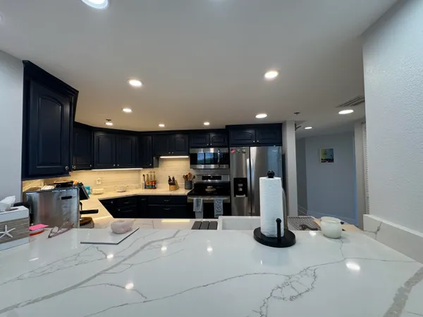 $5,000 | 3150 North Hwy A1A, Unit 301, Hutchinson Island, FL 34949