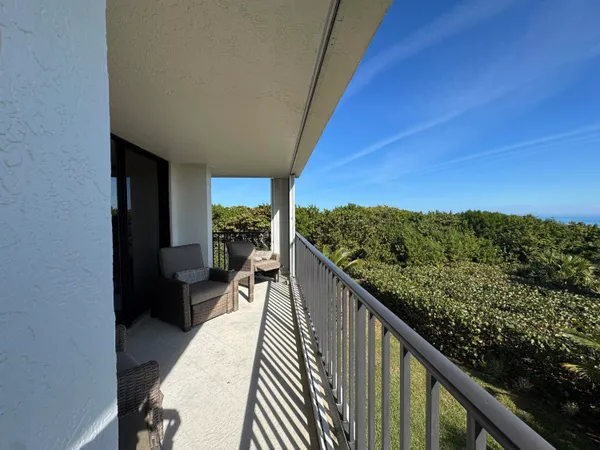 $5,000 | 3150 North Hwy A1A, Unit 301, Hutchinson Island, FL 34949