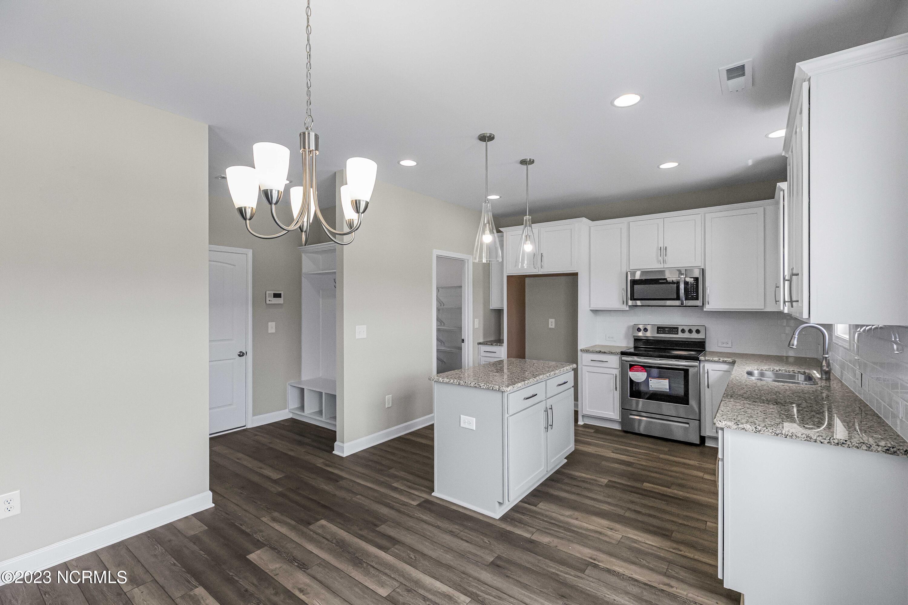571 Transom Way Holly Ridge, NC 28445 - Photo 8 of 35 Oyster Landing 266-19