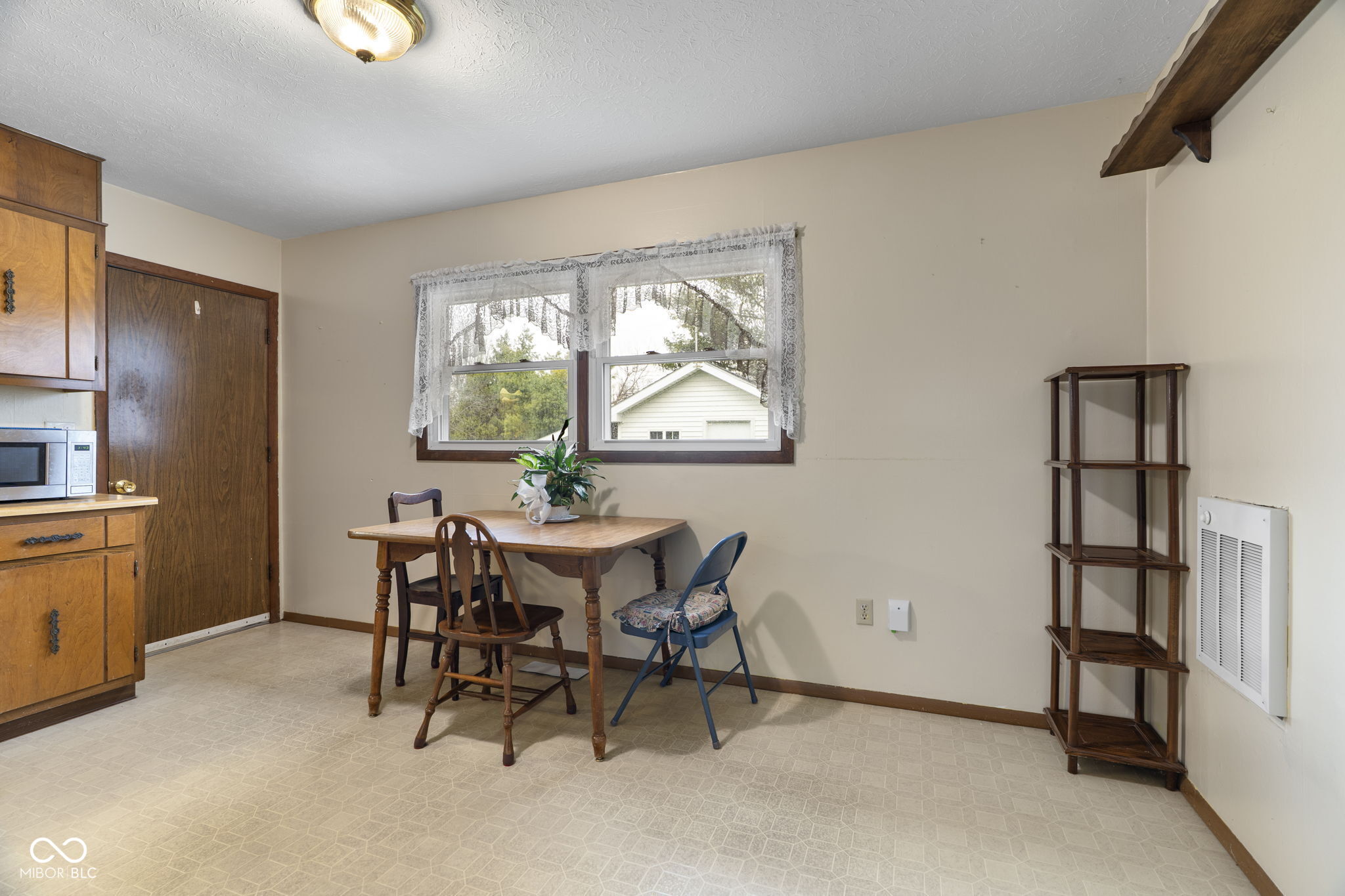 511 West 6th Street Sheridan, IN 46069 - Photo 7 of 22