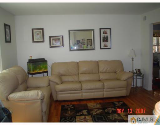 170 Evergreen Road, Unit 3A Metuchen, NJ 08840 - Photo 4 of 6 Gallery Image 4