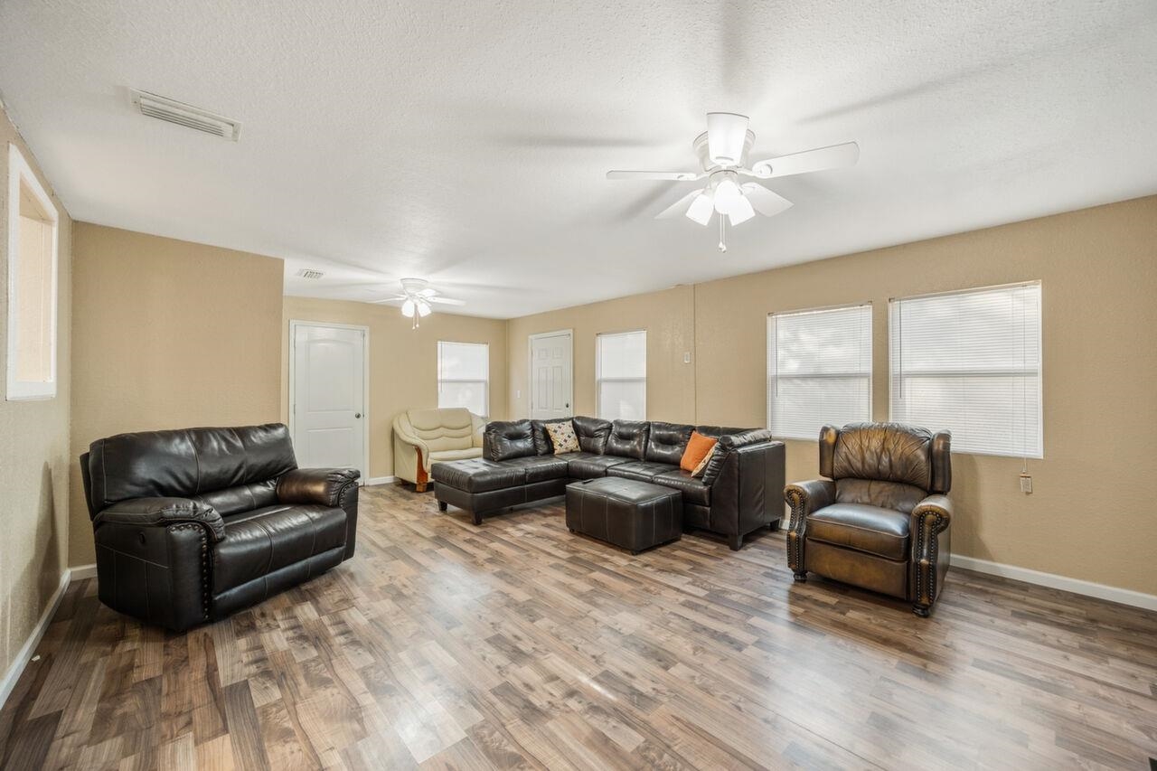 201 Ridge Road Tallahassee, FL 32305 - Photo 6 of 22