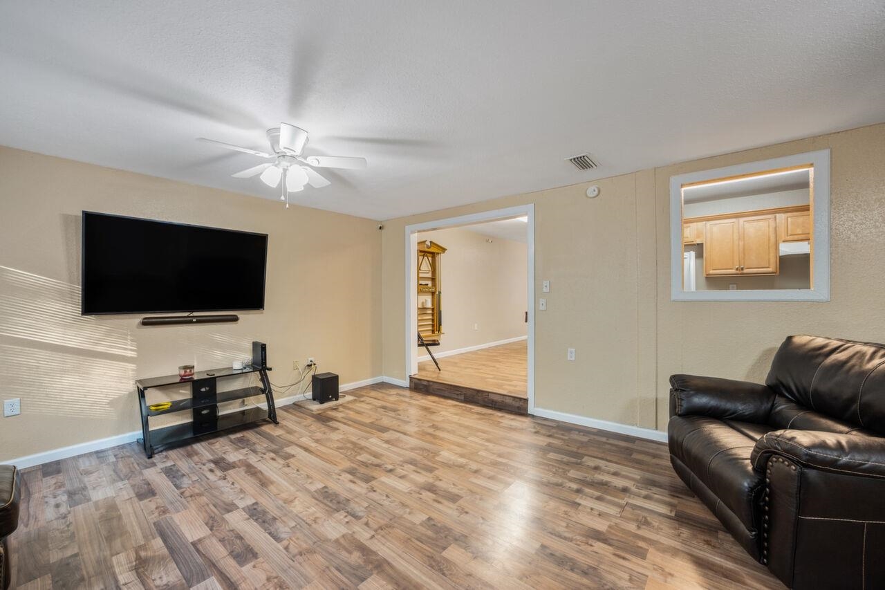 201 Ridge Road Tallahassee, FL 32305 - Photo 8 of 22
