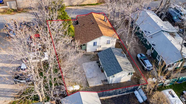 $319,000 | 43697 Trail M, Lake Hughes, CA 93532