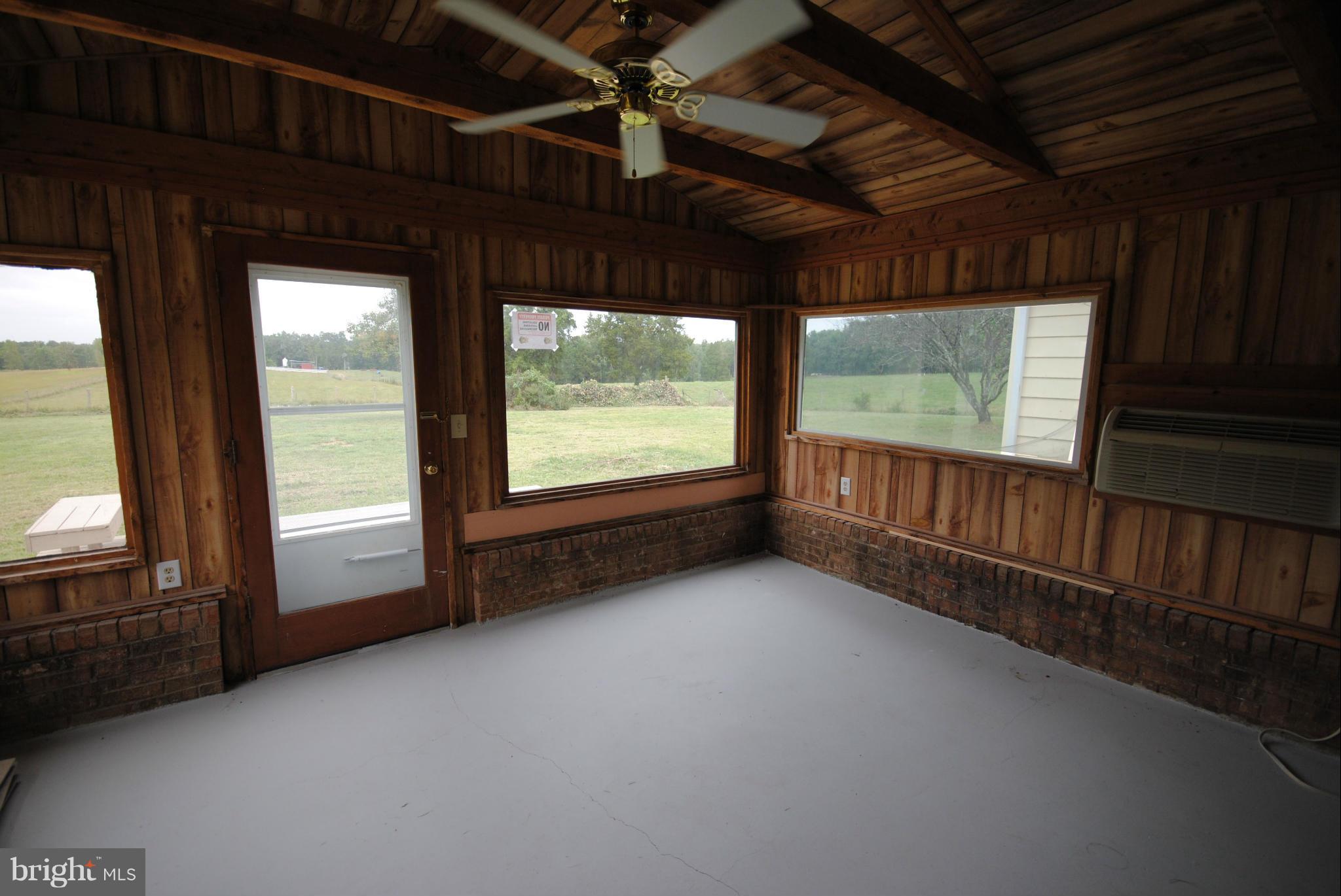 14717 Woolfolk Road Spotsylvania, VA 22551 - Photo 23 of 30 Interior (General)