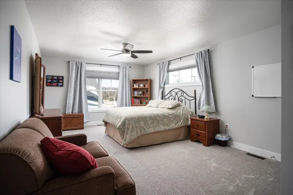 $724,900 | 329 River Pointe, La Crosse, WI 54601