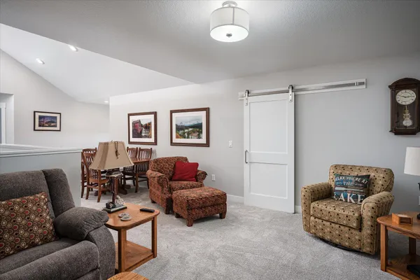 $724,900 | 329 River Pointe, La Crosse, WI 54601