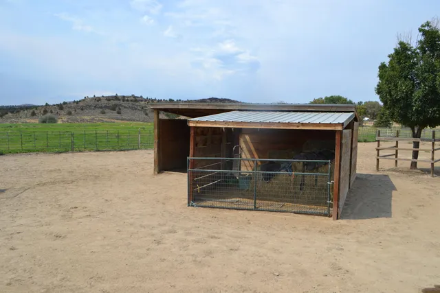 $999,000 | 480-100 Belfast Road, Litchfield, CA 96117