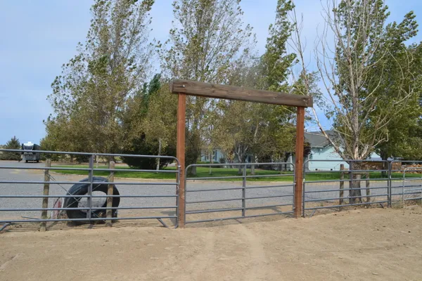 $969,000 | 480-100 Belfast Road, Litchfield, CA 96117