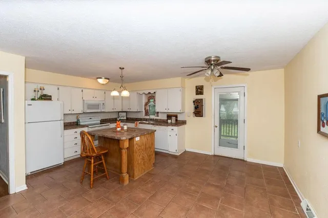 $200,000 | 106 South Clark Street, Adrian, MO 64720